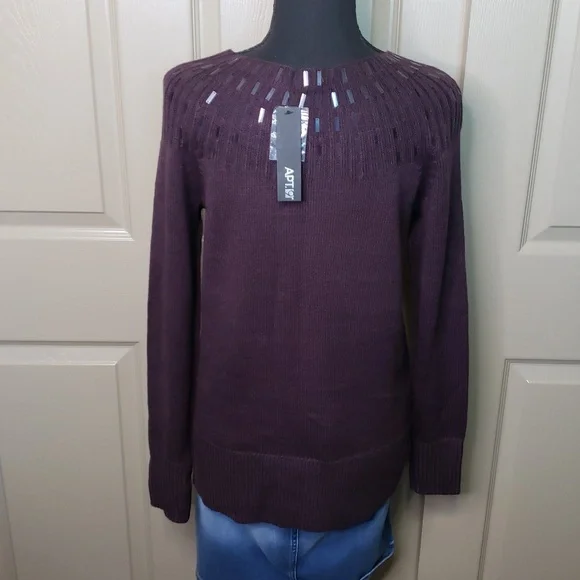NWT Apt. 9 Women's Plum Satin embellished rib yoke tunic Sweater Size Small - Picture 4 of 7